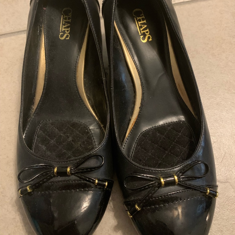 Chaps black wedges